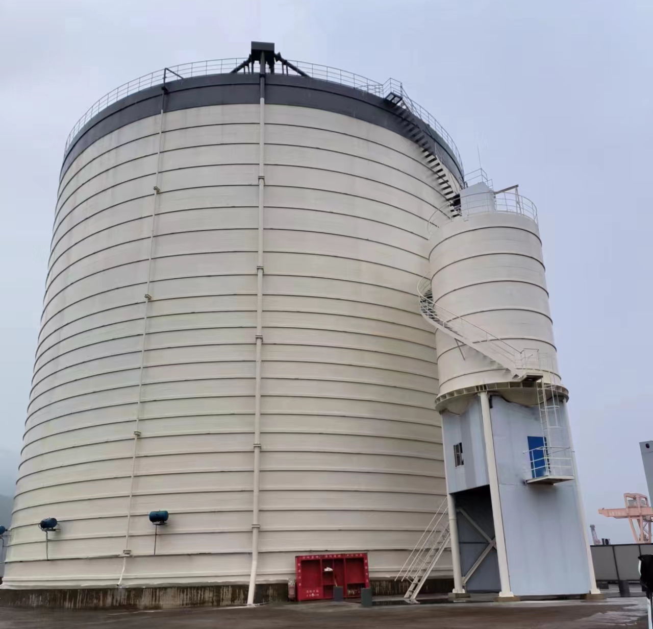 洞口10万吨水泥钢板库